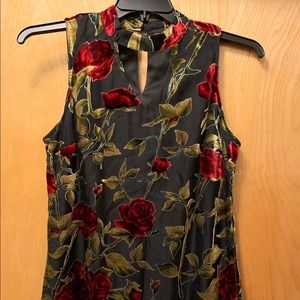 A Diva Sleeveless Floral Shift Dress Medium